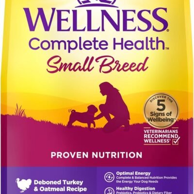 Wellness Complete Health Small Breed Dry Dog Food with Grains, Natural Ingredients, Made in USA with Real Turkey, For Dogs Up to 25 lbs, (Adult, Turkey & Oatmeal, 4-Pound Bag)