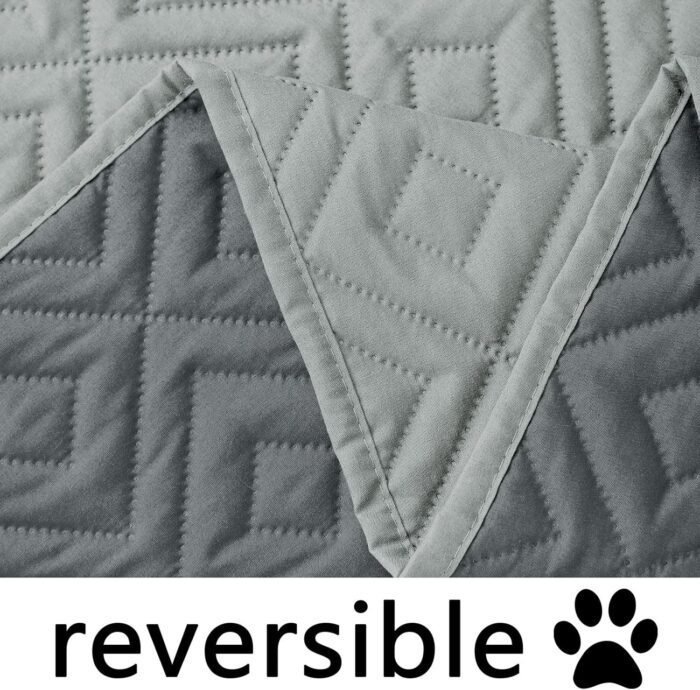 hyha Waterproof Dog Blanket, Soft Pet Bed Blankets, Waterproof Sofa Couch Cover for Dogs Washable, Reversible Pet Couch Covers for Sofa Furniture (30x70 Inch, Grey/Dark Grey)