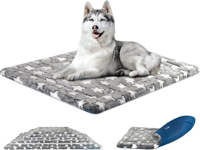 KROSER Fancy Dog Crate Pad & Bed Mat, Reversible (Cool & Warm), Machine Washable, Small to XXX-Large Dogs, Grey, Navy, Star Pattern